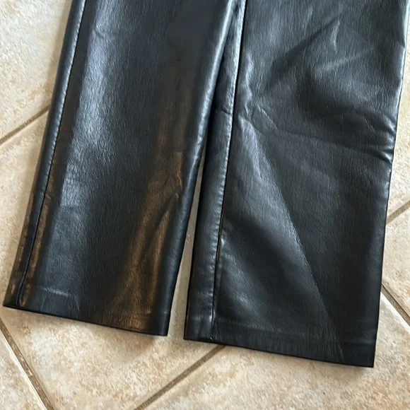 Aritzia Wilfred The Melina Cropped Faux Leather Pants Women's size 4 - Picture 5 of 10